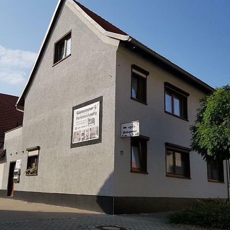 Gaestezimmer & Ferienwohnungen Thon Herbsleben ภายนอก รูปภาพ